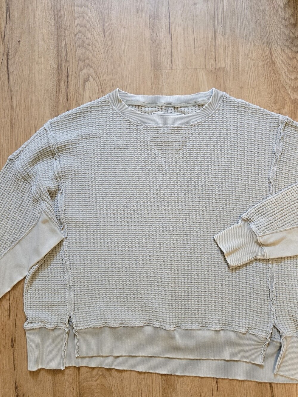 American Eagle Seriously Lived-In Waffle Knit Oversized Sweatshirt GraySage Med